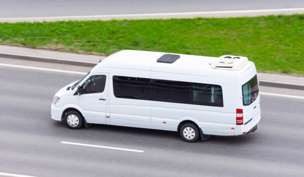 мікроавтобус авто